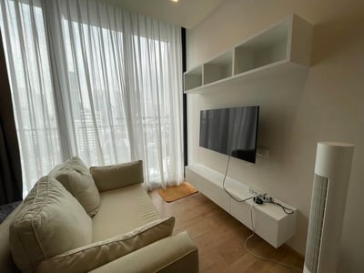 Property image 1 of 8