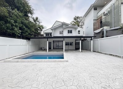 Property image 1 of 6