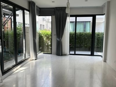 Property image 1 of 5
