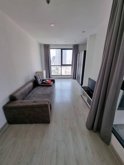 Property image 1 of 3
