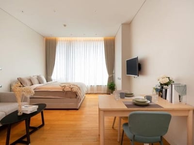 Property image 1 of 5