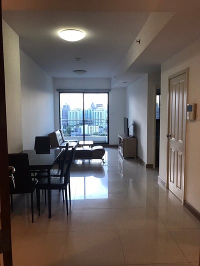 Property image 1 of 6
