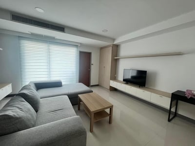 Property image 1 of 17