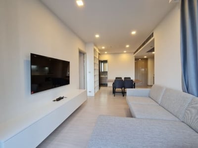 Property image 1 of 21