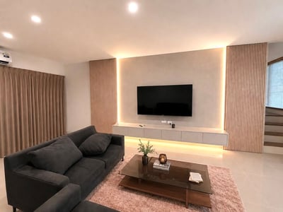 Property image 1 of 14