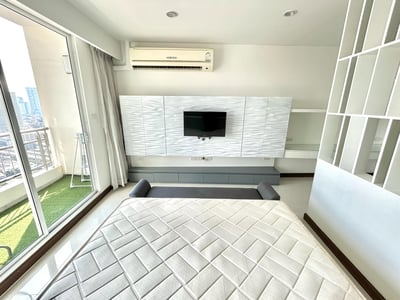 Property image 1 of 11