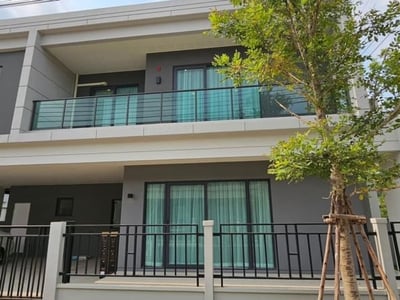 Property image 1 of 5