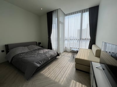 Property image 1 of 18