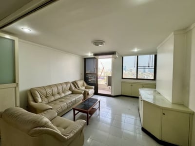 Property image 1 of 5