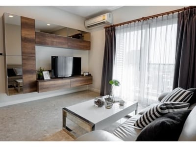 Property image 1 of 11