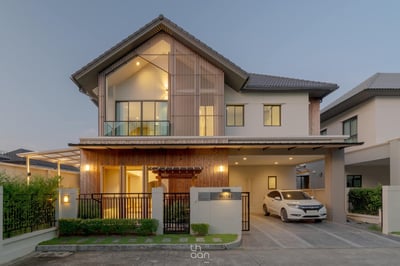 Property image 1 of 12