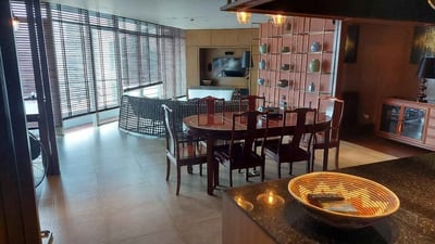 Property image 1 of 18