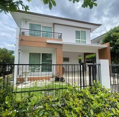 Property image 1 of 5