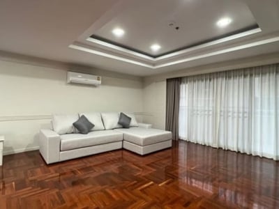 Property image 1 of 5