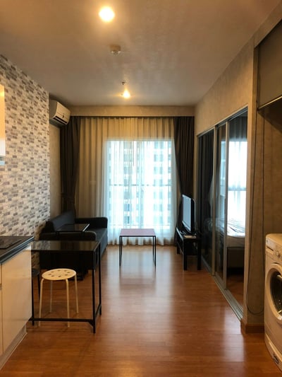 Property image 1 of 7