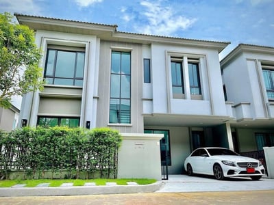 Property image 1 of 12