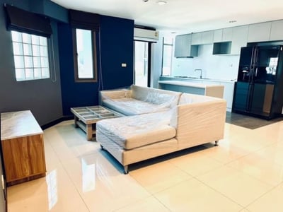 Property image 1 of 5