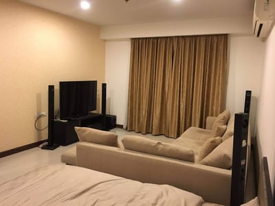 Property image 1 of 8