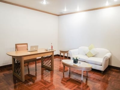 Property image 1 of 5