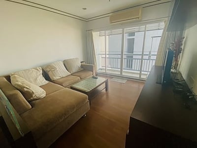 Property image 1 of 5