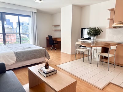 Property image 1 of 9