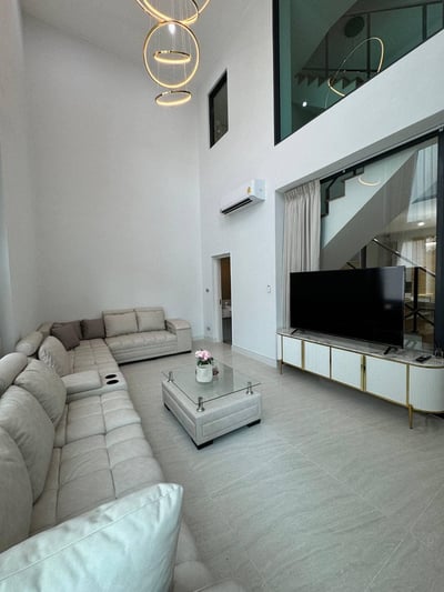 Property image 1 of 29