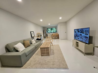 Property image 1 of 5