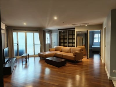 Property image 1 of 5
