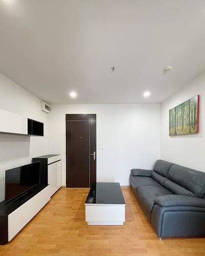 Property image 1 of 5