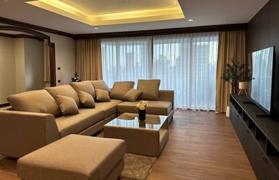 Property image 1 of 17