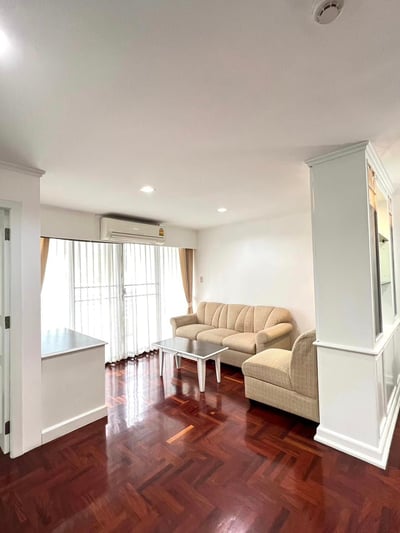 Property image 1 of 9