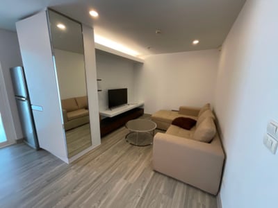 Property image 1 of 9