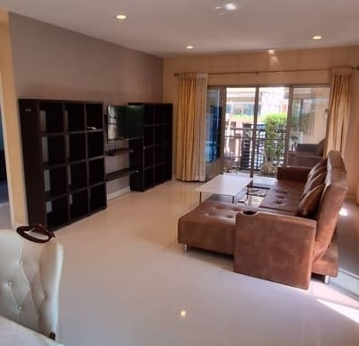 Property image 1 of 5