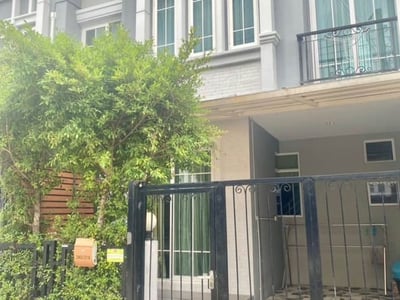 Property image 1 of 5