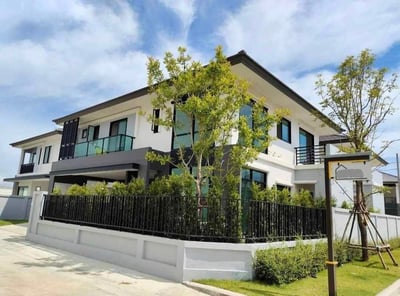 Property image 1 of 15