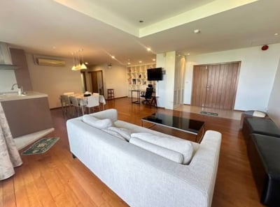 Property image 1 of 12