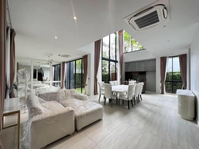 Property image 1 of 5