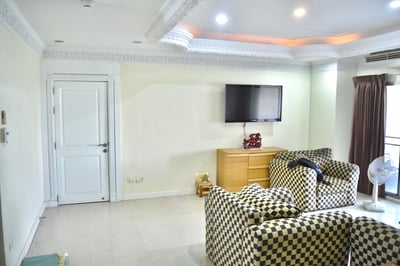 Property image 1 of 6