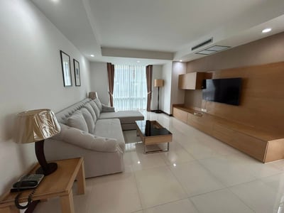 Property image 1 of 9
