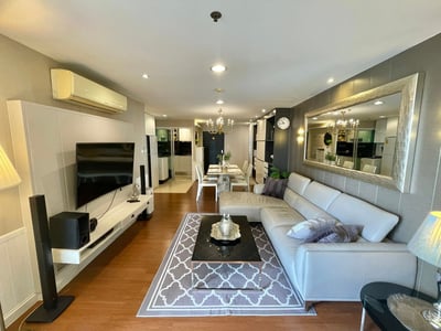 Property image 1 of 18