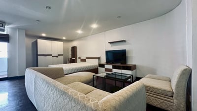 Property image 1 of 6