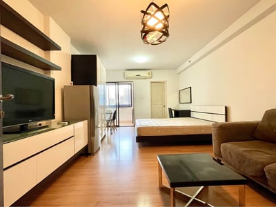 Property image 1 of 5