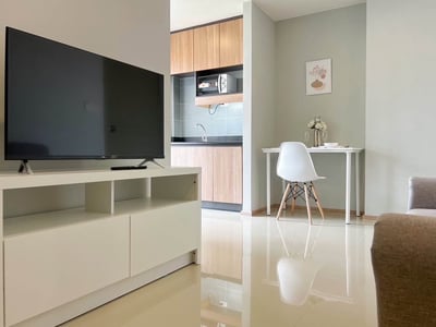 Property image 1 of 9