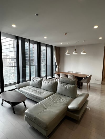 Property image 1 of 11