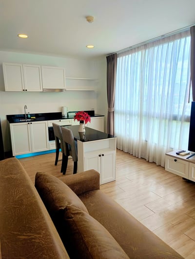 Property image 1 of 11