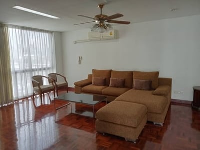 Property image 1 of 5
