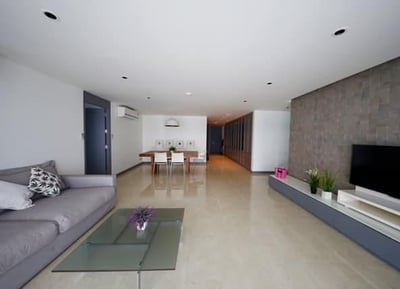 Property image 1 of 5