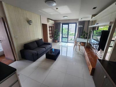 Property image 1 of 8