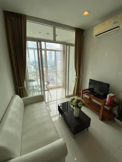 Property image 1 of 9