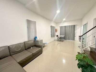 Property image 1 of 5